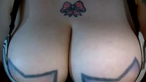 Snapshot of bianka_star_ chatting on May 13, 2026, 12:35 pm bianca online show from May 13, 2026, 12:35 pm