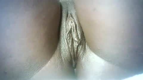 pretty online show from February 25, 2025, 8:25 am