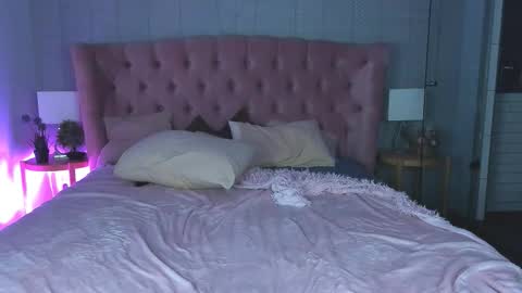 bibodream online show from November 17, 2025, 9:09 pm