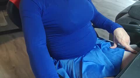 Snapshot of bicdrachel4fun chatting on September 12, 2025, 12:05 pm BiCDRachel online show from September 12, 2025, 12:05 pm