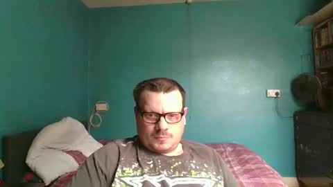Snapshot of bidan1986 chatting on February 25, 2025, 10:04 am bigdan1986 online show from February 25, 2025, 10:04 am