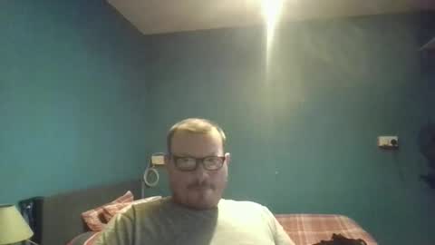 Snapshot of bidan1986 chatting on September 15, 2025, 6:52 pm bigdan1986 online show from September 15, 2025, 6:52 pm