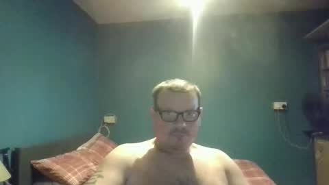Snapshot of bidan1986 chatting on October 5, 2025, 5:33 pm bigdan1986 online show from October 5, 2025, 5:33 pm