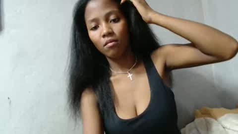 bienvenue987832 online show from May 20, 2026, 12:11 pm