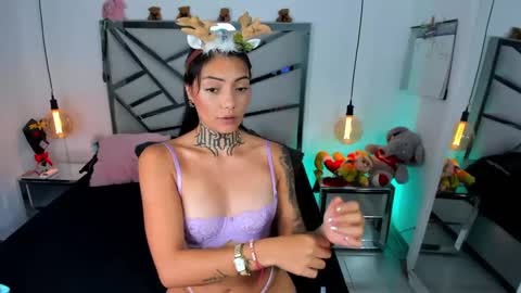 Snapshot of big__pussy69 chatting on December 15, 2024, 1:32 pm big__pussy69 online show from December 15, 2024, 1:32 pm