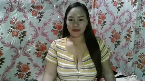 Snapshot of big_buttasian chatting on December 5, 2024, 10:12 am Grace - online show from December 5, 2024, 10:12 am