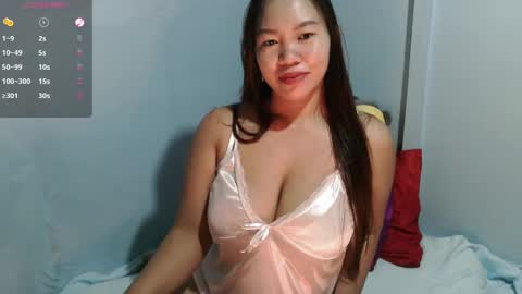Snapshot of big_buttasian chatting on January 20, 2025, 12:25 am Grace - online show from January 20, 2025, 12:25 am
