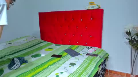 john and cris online show from February 24, 2025, 2:51 am