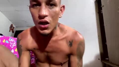 Snapshot of big_latin666 chatting on January 1, 2025, 7:21 pm Stiven Leon online show from January 1, 2025, 7:21 pm