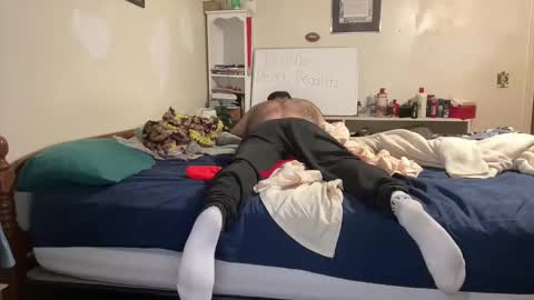 Mr. Muscle Monster online show from April 16, 2026, 12:33 am