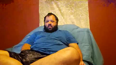 Snapshot of bigbear3287 chatting on October 18, 2025, 7:09 am Liam online show from October 18, 2025, 7:09 am