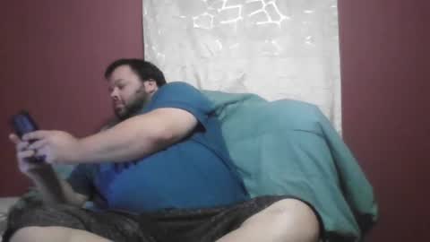 Snapshot of bigbear3287 chatting on November 15, 2025, 8:22 am Liam online show from November 15, 2025, 8:22 am