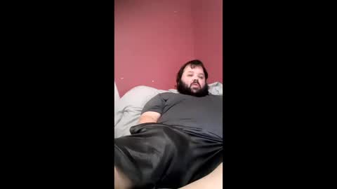 Snapshot of bigbear3287 chatting on February 4, 2026, 7:58 am Liam online show from February 4, 2026, 7:58 am