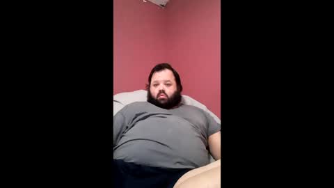 Snapshot of bigbear3287 chatting on February 7, 2026, 7:45 am Liam online show from February 7, 2026, 7:45 am