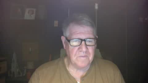 Snapshot of bigbeerdrinker1 chatting on December 30, 2024, 12:31 pm bigbeerdrinker online show from December 30, 2024, 12:31 pm