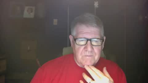 Snapshot of bigbeerdrinker1 chatting on January 2, 2025, 12:55 am bigbeerdrinker online show from January 2, 2025, 12:55 am