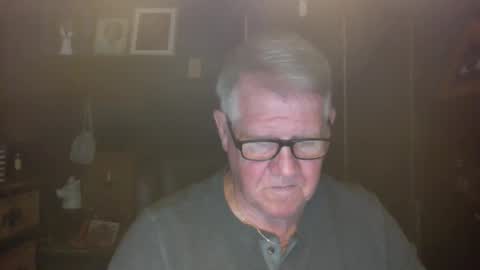 Snapshot of bigbeerdrinker1 chatting on October 13, 2025, 4:56 am bigbeerdrinker online show from October 13, 2025, 4:56 am