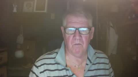 Snapshot of bigbeerdrinker1 chatting on November 8, 2025, 6:35 am bigbeerdrinker online show from November 8, 2025, 6:35 am