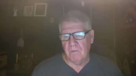 Snapshot of bigbeerdrinker1 chatting on November 12, 2025, 6:25 am bigbeerdrinker online show from November 12, 2025, 6:25 am