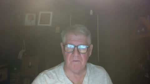 Snapshot of bigbeerdrinker1 chatting on March 19, 2026, 5:11 am bigbeerdrinker online show from March 19, 2026, 5:11 am