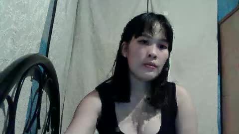 Snapshot of bigboobs_pinay chatting on February 8, 2026, 2:42 pm bigboobs_pinay online show from February 8, 2026, 2:42 pm