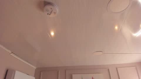   online show from March 31, 2026, 10:04 am