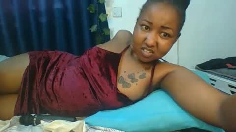 BigBoootyy online show from September 25, 2025, 7:01 am