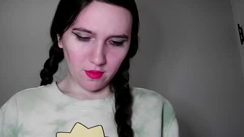 Isabella online show from January 17, 2025, 2:50 pm