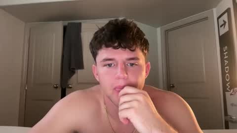 bigbootyburger1 online show from February 3, 2026, 6:46 pm