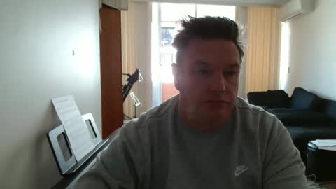 bigboybenny176 online show from April 19, 2026, 12:11 am