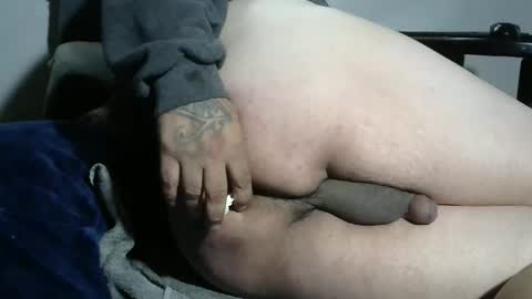 bigboybigbutt69 online show from May 9, 2026, 1:05 pm