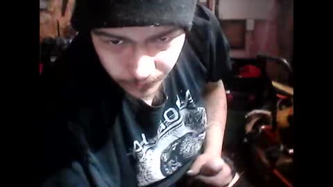 AllOfTheLovin online show from May 1, 2026, 4:11 pm