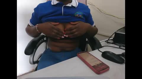 Snapshot of bigbumboobs98 chatting on September 26, 2025, 8:40 am bigbumboobs98 online show from September 26, 2025, 8:40 am