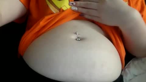 Snapshot of bigbuttmilff chatting on October 26, 2025, 3:18 pm bigbuttmilff online show from October 26, 2025, 3:18 pm