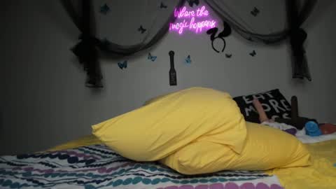 Snapshot of bigbuttsarena chatting on February 2, 2025, 1:45 am bigbuttsarena online show from February 2, 2025, 1:45 am