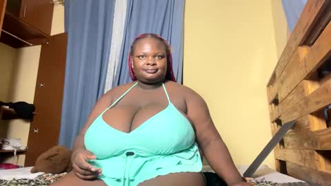 bigchocotities online show from February 26, 2025, 1:43 am