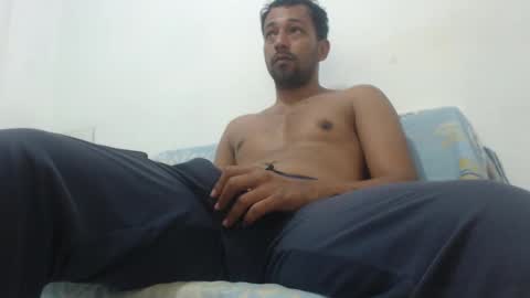 Snapshot of bigcock_hair chatting on February 25, 2025, 4:10 pm bigcock_hair online show from February 25, 2025, 4:10 pm