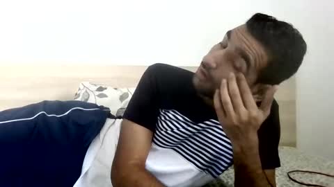 akash online show from October 17, 2025, 8:06 am