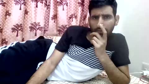 akash online show from November 7, 2025, 8:25 am