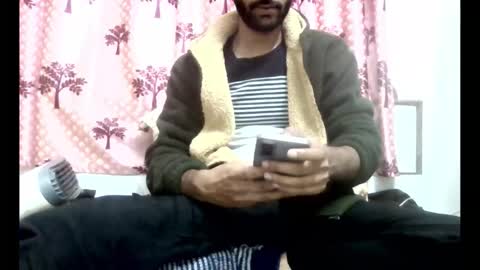 akash online show from December 18, 2025, 3:51 pm