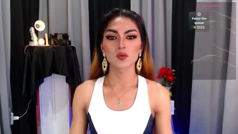 jasmine online show from October 7, 2025, 7:33 pm