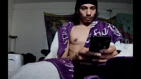 Snapshot of bigcocksmallmouth chatting on March 27, 2026, 11:48 pm Cock and Cheese online show from March 27, 2026, 11:48 pm