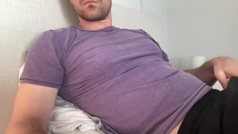 Snapshot of bigcollegecock69690 chatting on February 3, 2025, 5:56 pm bigcollegecock69690 online show from February 3, 2025, 5:56 pm