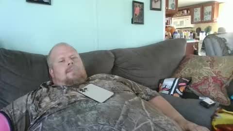 Tiny online show from February 4, 2025, 4:08 pm