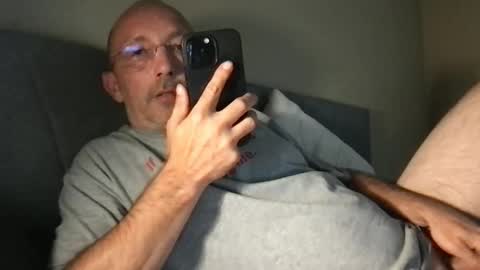 Snapshot of bigdaddydelight chatting on September 30, 2025, 9:09 pm bigdaddydelight online show from September 30, 2025, 9:09 pm