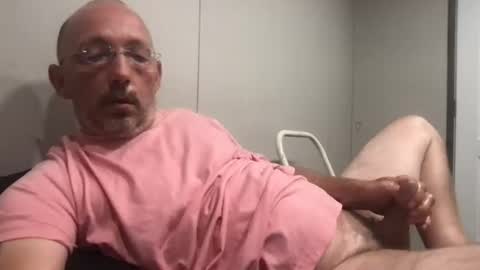 bigdaddydelight online show from June 26, 2026, 4:06 am