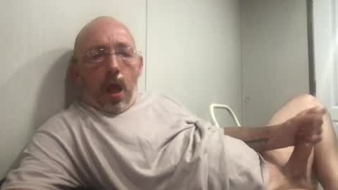 bigdaddydelight online show from August 1, 2026, 9:52 am