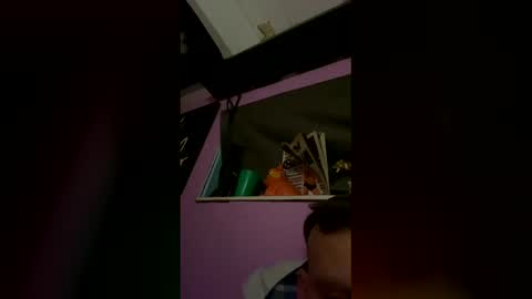 bigdbobby585943 online show from April 4, 2026, 4:22 am