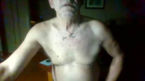 bigdeer58191747802843 online show from February 22, 2025, 8:18 am