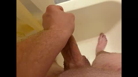 bigdick425283 online show from April 18, 2026, 9:37 pm